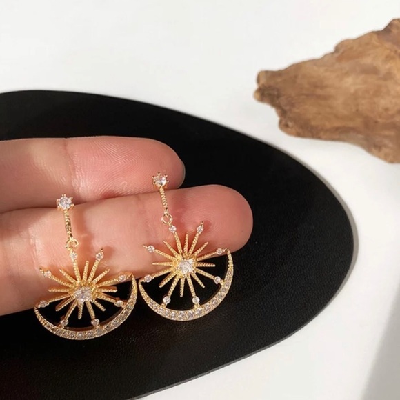 Rhinestone Moon & Star Drop Earrings - Picture 3 of 9